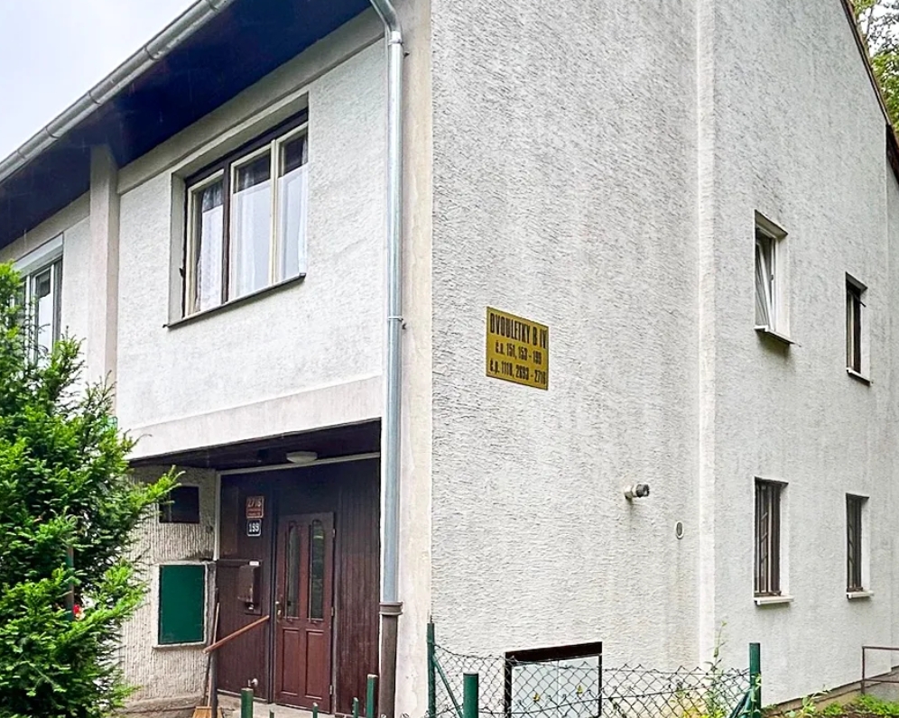 Rodinný dům 100 m², pozemek 94 m² Dvouletky, Praha - Strašnice